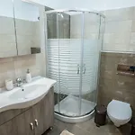 Apartmán & Kariotes