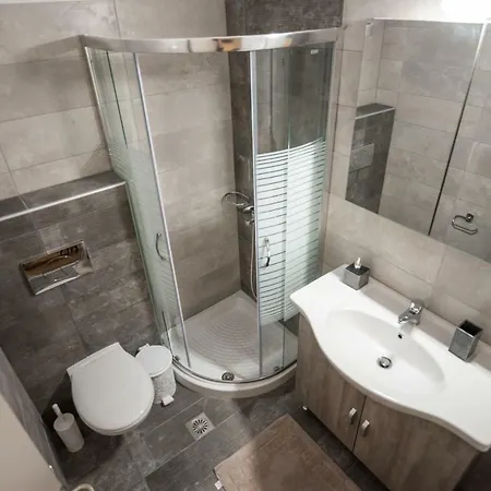 Apartment & Kariotes Lygia (Lefkada)